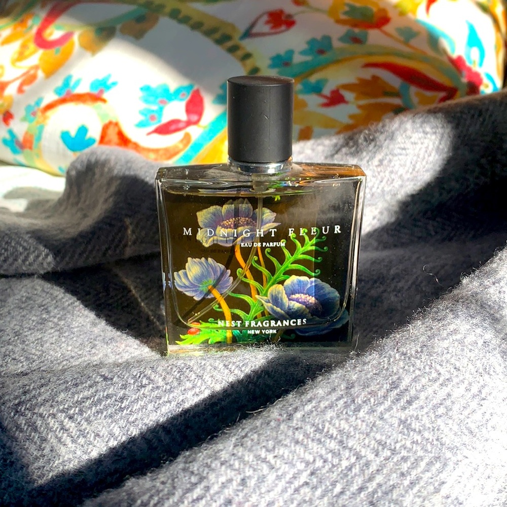 Nest -midnight fleur